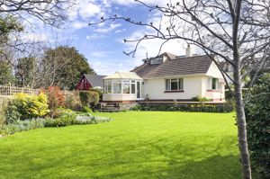 Photo 25- click for photo gallery